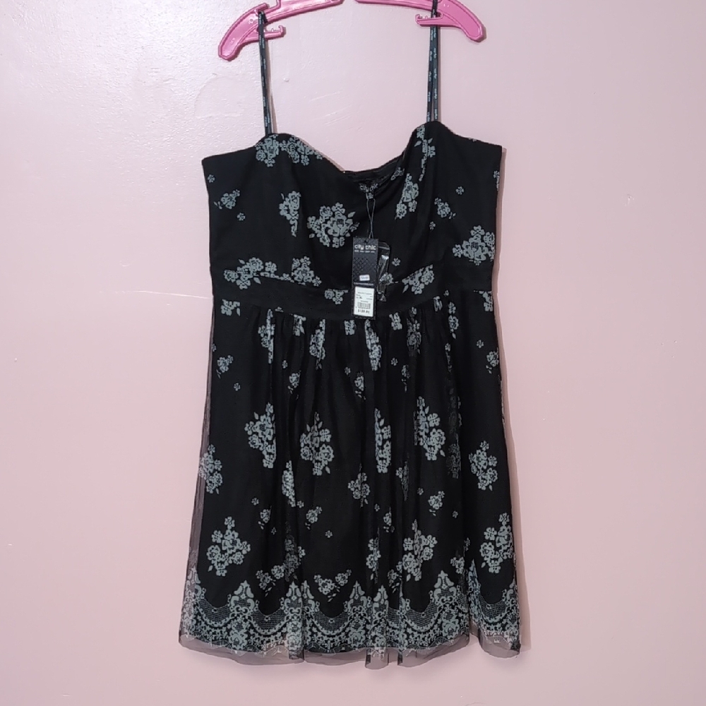 NWT City Chic Floral Mesh Dress Size 22